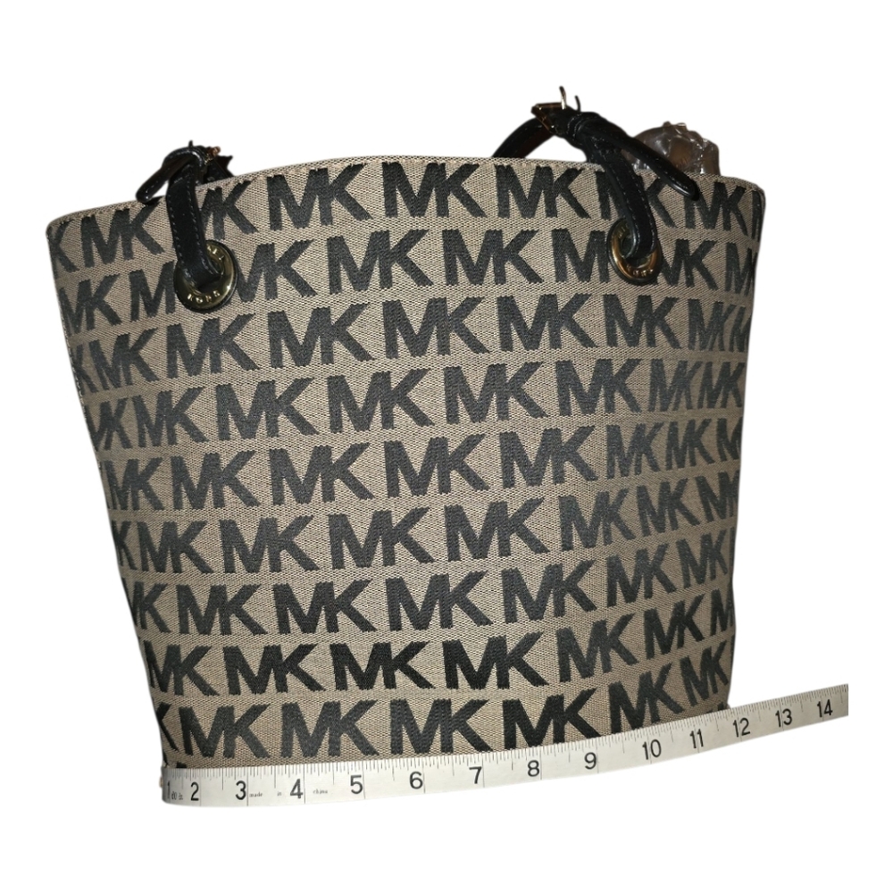 Michael Kors Black and Tan Tote Bag - Picture 3 of 12